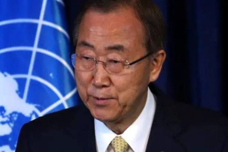 
	O secret&aacute;rio-geral da ONU, Ban Ki-moon: condenou nesta sexta-feira os &quot;ataques terroristas desprez&iacute;veis&quot; levados a cabo em Paris
 (Safin Hamed/AFP)