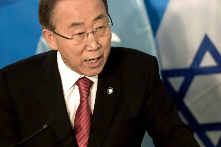 
	Ban Ki-Moon: a ONU acusou o Ex&eacute;rcito israelense de ter sido o respons&aacute;vel por disparar contra escolas da entidade em Gaza que serviam de ref&uacute;gio a civis palestinos
 (Menahem Kahana/Pool/Reuters)
