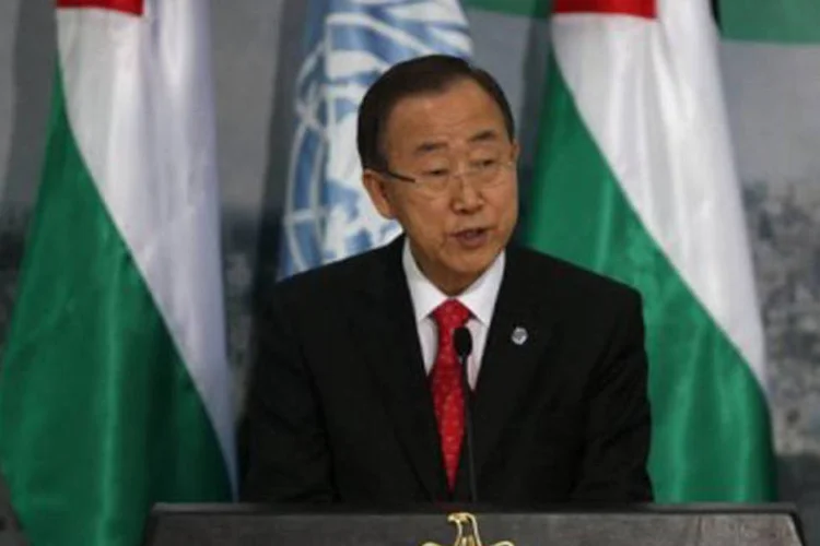 
	Ban Ki-moon: desde o in&iacute;cio da ofensiva israelense em Gaza, 135 palestinos morreram; cinco israelenses morreram em consequ&ecirc;ncia dos disparos de foguetes palestinos
 (Abbas Momani/AFP)