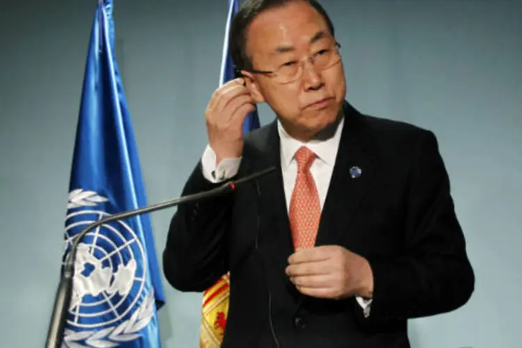  Ban Ki-moon: secretário-geral da ONU disse que a crise envolvendo a Coreia do Norte havia chegado longe demais e fez um apelo por negociações. "As ameaças nucleares não são um jogo", disse ele em entrevista coletiva durante visita a Andorra. (REUTERS/Albert Gea)