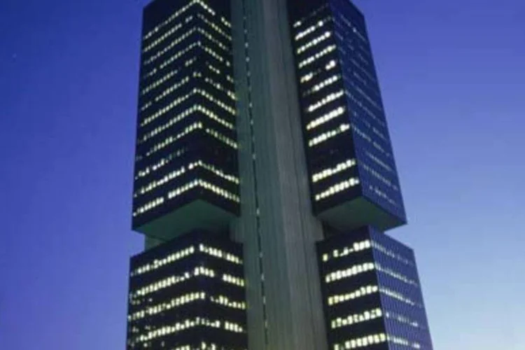 Resultado do déficit em conta corrente, divulgado nesta segunda pelo BC, ficou dentro das estimativas dos economistas (.)