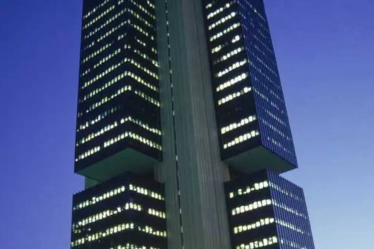 
	Sede do Banco Central: o valor total da opera&ccedil;&atilde;o foi de US$ 350,7 milh&otilde;es
 (João Ramid/Veja)