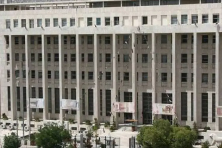 Banco Central da Síria: titular poderá trocar suas libras sírias no banco ao fazer o depósito (Louai Beshara/AFP)