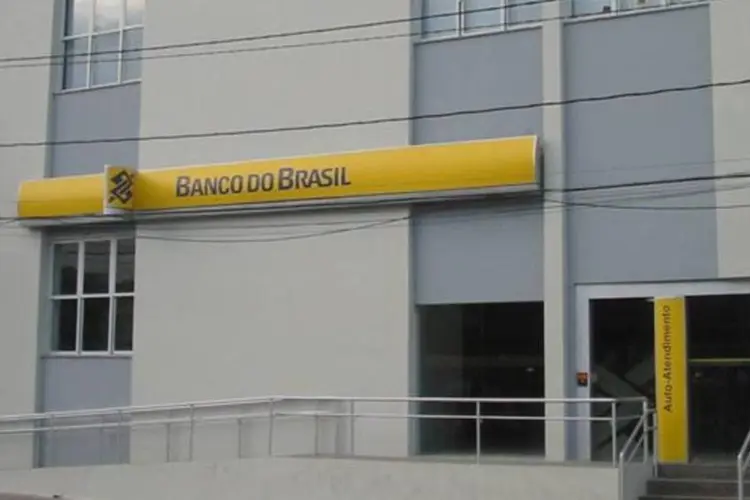 
	Ag&ecirc;ncia do Banco do Brasil: bancos estatais s&atilde;o impedidos de comprar bancos do setor privado inteiramente.
 (Wikimedia Commons)