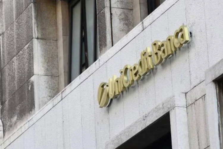 
	Banco italiano Unicredit: valores mensais da associa&ccedil;&atilde;o banc&aacute;ria italiana ABI mostraram empr&eacute;stimos brutos inadimplentes eram de 139,8 bilh&otilde;es de euros em julho
 (Vittorio Zunino Celotto/Getty Images)