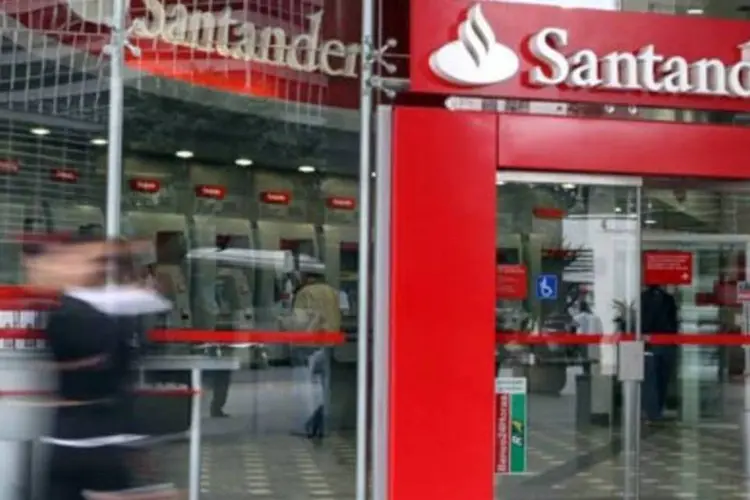 Agência do Banco Santander na Avenida Paulista, em São Paulo (.)