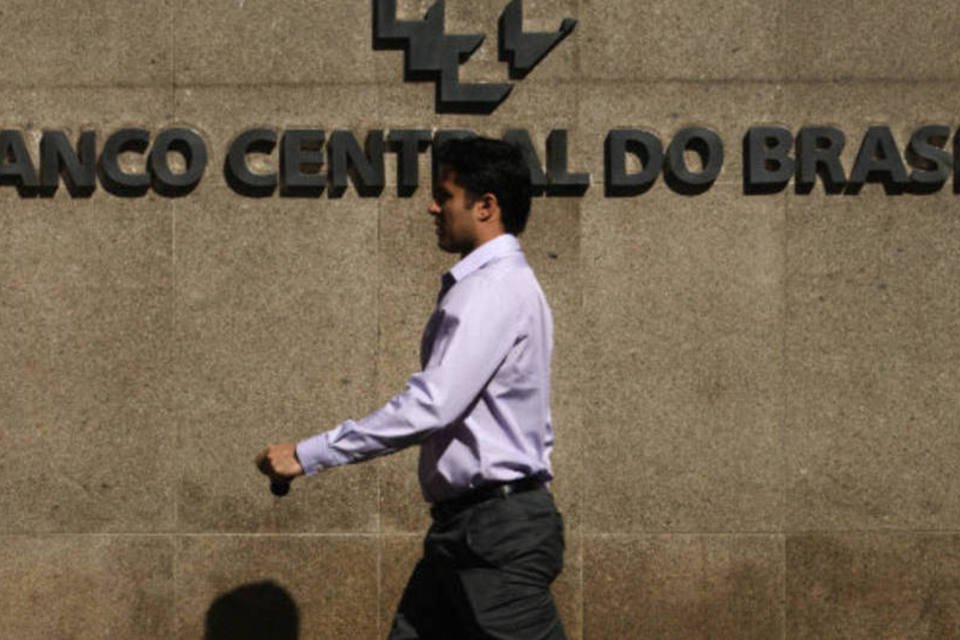 Banco Central vende US$ 98 milhões via swap