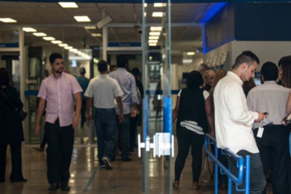 Bancários voltam ao trabalho em São Paulo