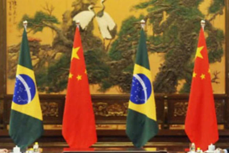 Bandeira China e Brasil (EXAME/Exame)