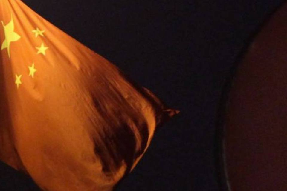 Indústria da China decepciona, mais estímulo pode vir