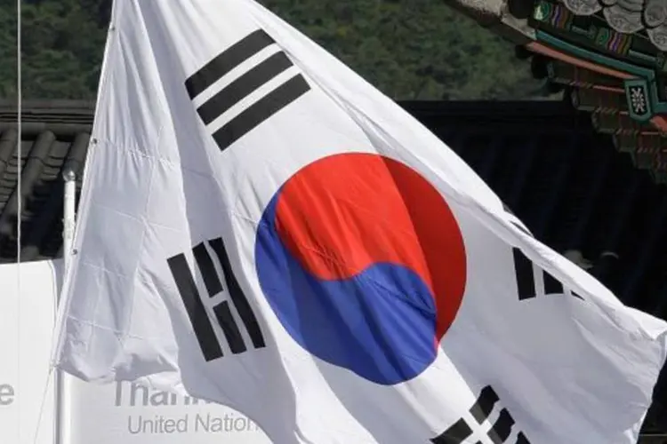 As vendas por parte de instituições locais derrubaram a Bolsa de Seul, na Coreia do Sul (Chung Sung-Jun/Getty Images)