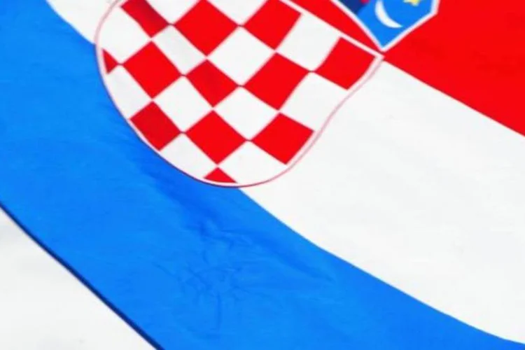 
	Bandeira da Cro&aacute;cia: Bruxelas considerou que o pa&iacute;s resolveu os dez problemas que tinham sido indicados em seu &uacute;ltimo relat&oacute;rio, de outubro de 2012
 (Donald Miralle/Getty Images)