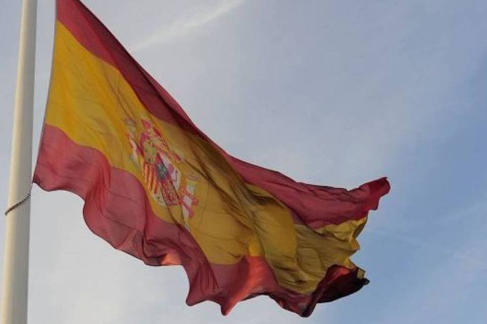 Espanha capta 3 bi de euros com os juros mais altos em meses
