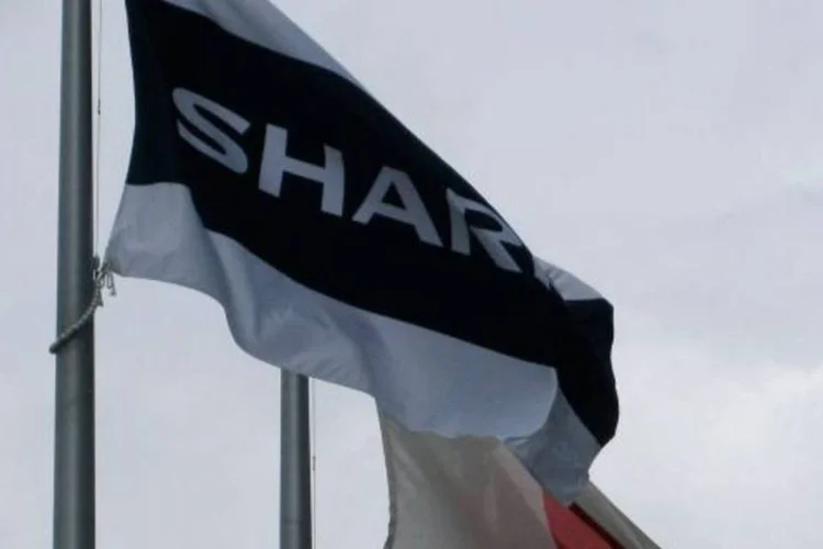 
	Sharp: a Sharp agora acredita que pode lucrar com o neg&oacute;cio de TV ao obter vantagens com o poder de compra da Foxconn
 (Tim Kelly/Reuters)