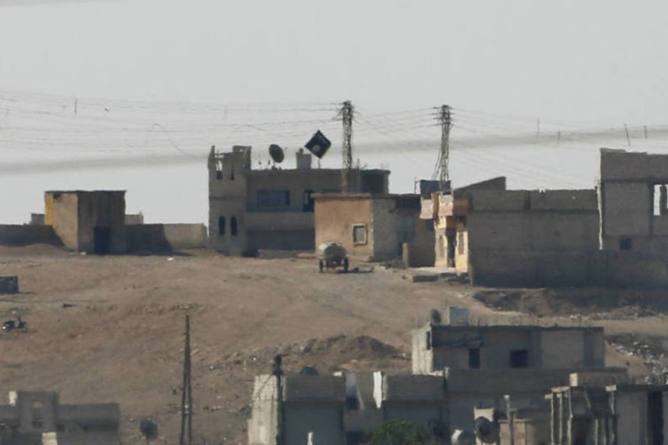 Estado Islâmico controla um terço de Kobani após avanços