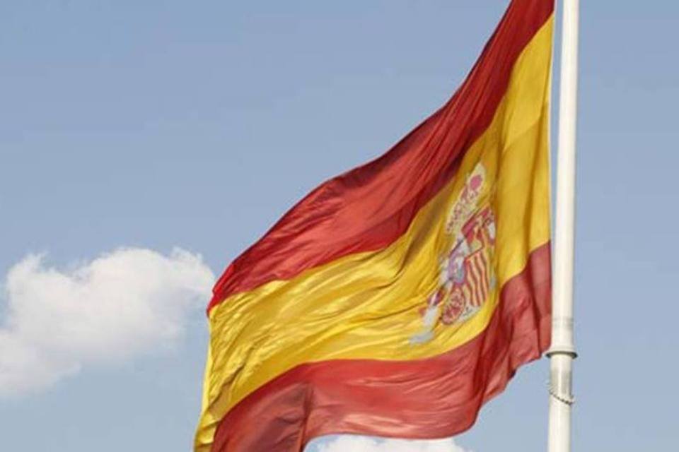 Espanha capta 2,57 bi de euros e baixa juros a curto prazo