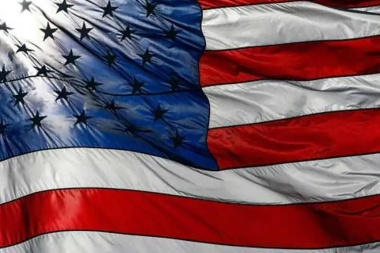 Bandeira dos Estados Unidos: pequenas empresas tomaram mais empréstimo (Jonathan Ferrey/Getty Images)