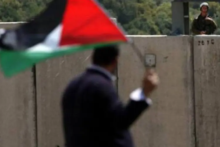 Bandeira da Palestina: a ANP teme que no mês que vem Israel possa atrasar novamente o pagamento (Abbas Momani/AFP)