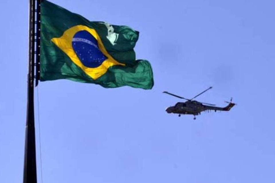 Brasil vende US$1 bi em bônus com menor taxa histórica