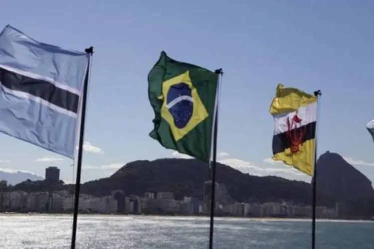 Bandeiras dos países no Forte de Copacabana, durante a Rio+20 (Ricardo Moraes/Reuters)