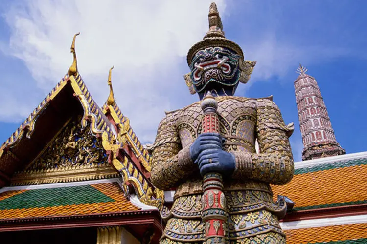 Bangcoc: não é permitido usar shorts, tops ou saias quando visitar templos da cidade (ThinkStock)