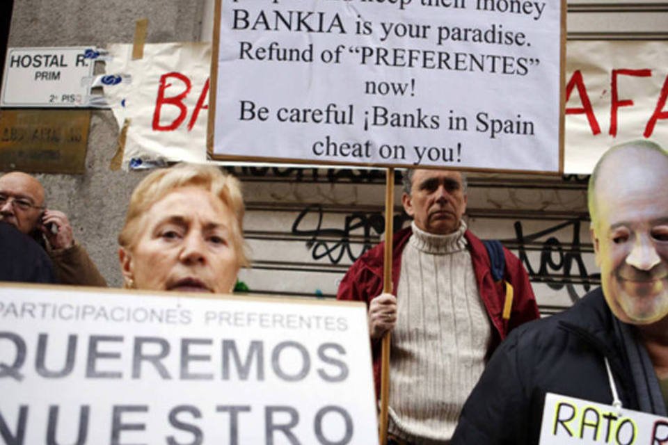 Banco podre da Espanha recebe 37 bi euros de ativos tóxicos