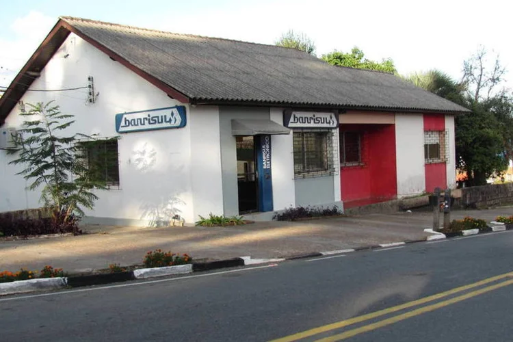 
	Ag&ecirc;ncia do Banrisul: Bancos grandes se mant&ecirc;m na mesma posi&ccedil;&atilde;o do ranking de agosto
 (Wikimedia Commons)