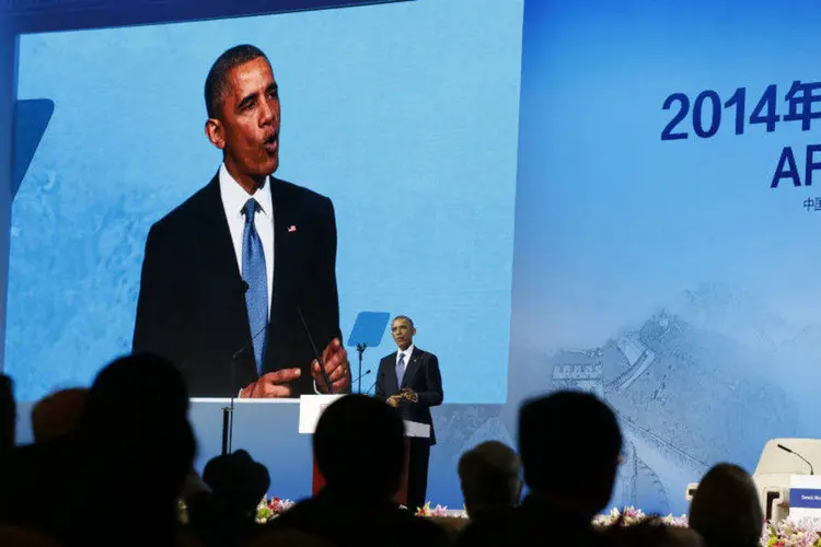 O presidente dos EUA, Barack Obama, discursa na cúpula do Fórum de Cooperação Econômica Ásia Pacífico (Kevin Lamarque/Reuters)