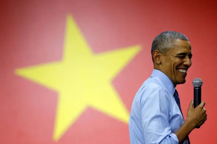 
	Vietn&atilde;: diante de v&aacute;rias centenas de jovens vietnamitas reunidos em Ho Chi Minh, a antiga Saigon, Barack Obama participou de um jogo de perguntas e respostas
 (Carlos Barria / Reuters)
