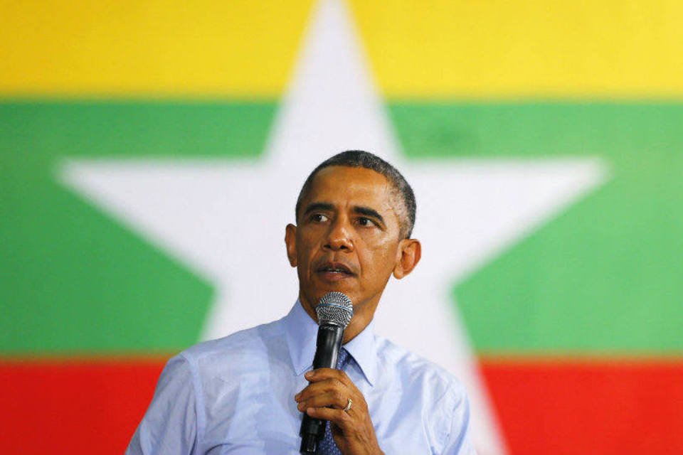 Minorias devem ser tratadas com igualdade, diz Obama