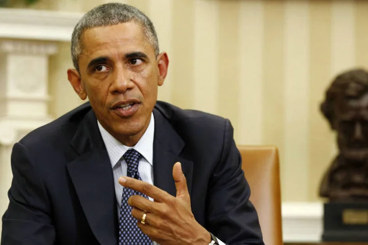 
	Obama: &quot;ontem, os nova-iorquinos nos mostraram o caminho. Eles fizeram o que eles fazem todos os dias: desceram dos &ocirc;nibus, do metr&ocirc;, lotando elevadores, dirindo-se para o trabalho, reunindo-se em parques&quot;
 (Larry Downing/Reuters)