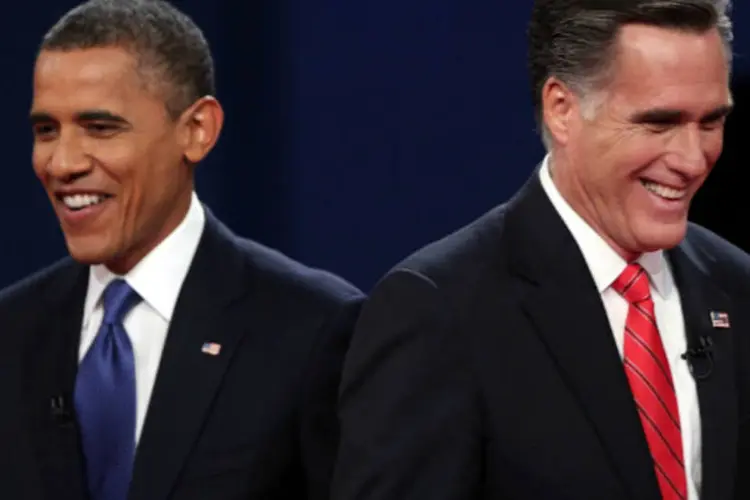 
	&nbsp;Obama (&agrave; esq.) e&nbsp;Romney: diverg&ecirc;ncias podem levar o pa&iacute;s para uma nova recess&atilde;o
 (Getty Images / Scott Olson)