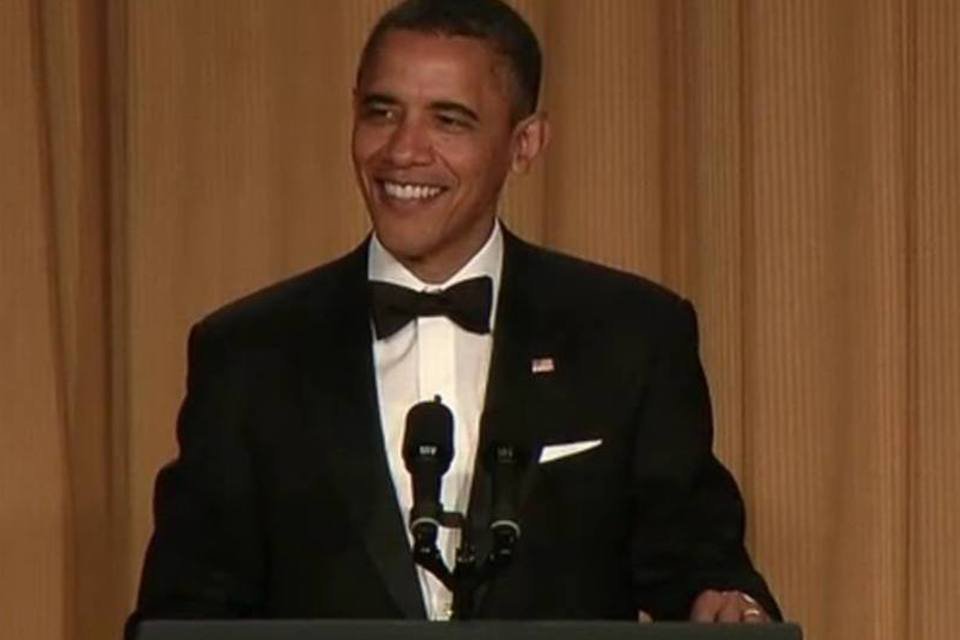 5 piadas de Barack Obama em um “stand-up” com jornalistas