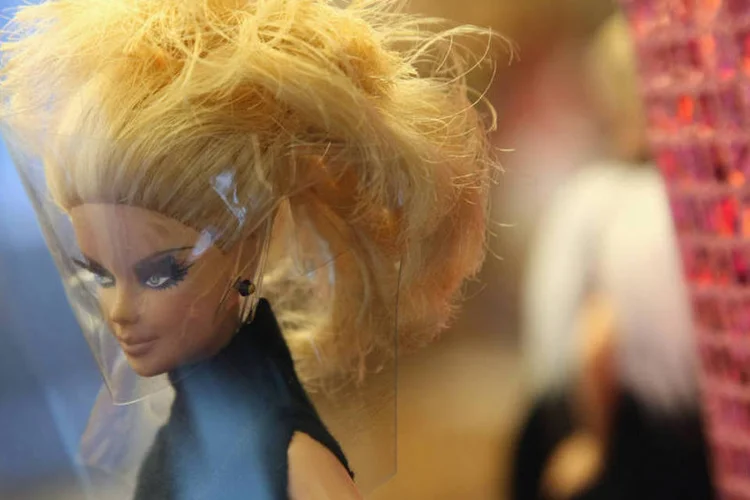
	Boneca Barbie: nova parceria consolida uma rela&ccedil;&atilde;o iniciada em mar&ccedil;o de 2009
 (Sean Gallup/Getty Images)