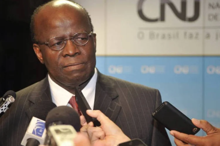 
	Joaquim Barbosa: presidente do Supremo&nbsp;afirmou que &eacute; contra a retirada de circula&ccedil;&atilde;o de biografias n&atilde;o autorizadas
 (José Cruz/ABr)
