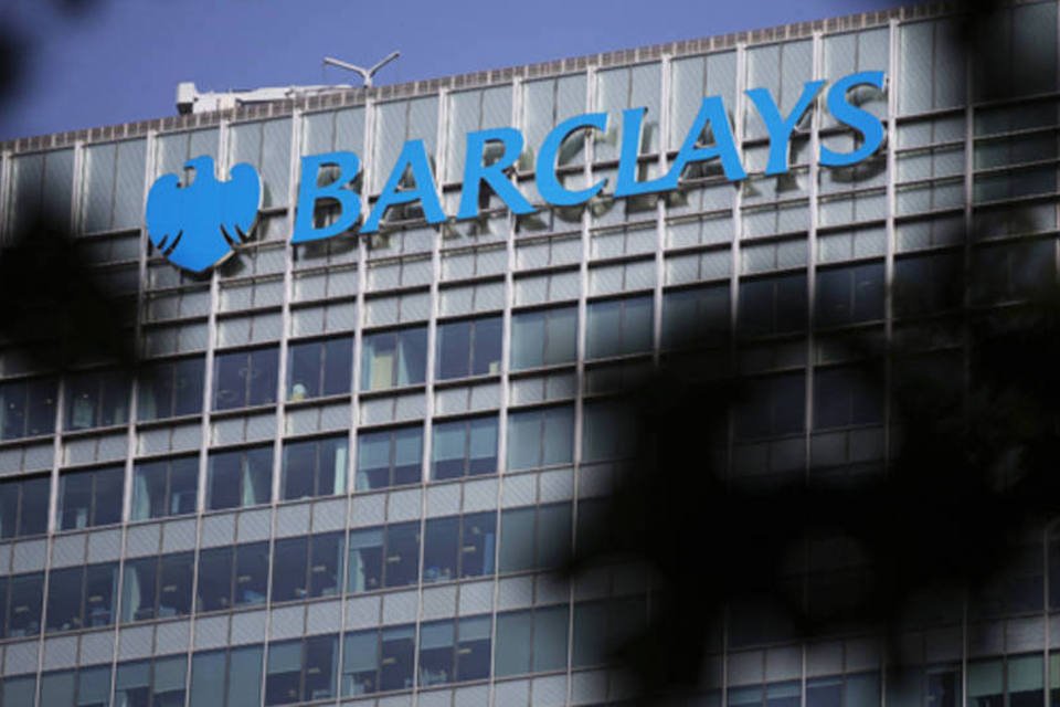 Lucro do Barclays cai a 1,1 bilhão de libras no 1º semestre