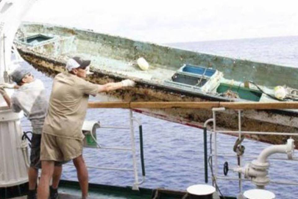 Lixo do tsunami do Japão avistado à deriva no Havaí