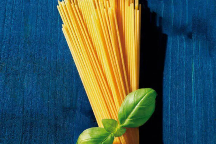 Macarrão: arroz, feijão e massas são produtos tradicionalmente substitutos, principalmente porque as massas têm preços mais baixos" (Divulgação/Divulgação)