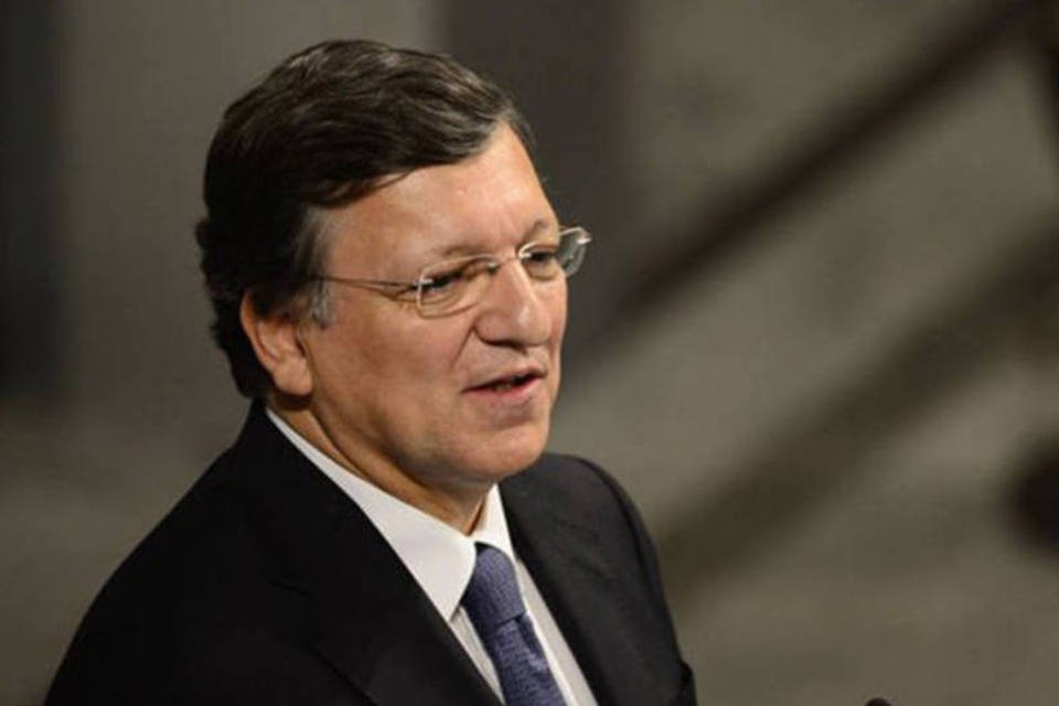 Barroso diz que crise síria mancha a consciência mundial