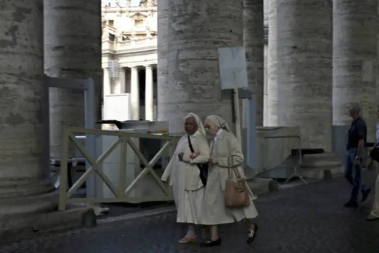"A Santa Sé e a Cidade-Estado do Vaticano consideram muito séria a responsabilidade internacional contra a lavagem de dinheiro e o financiamento do terrorismo", disse o Vaticano (Bloomberg)