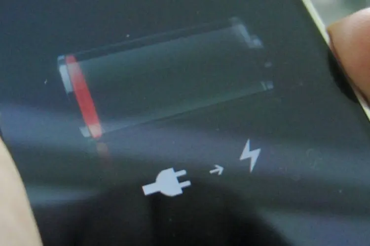 Bateria: anodo da SolidEnergy consiste em um pedaço fino de lítio sobre cobre (Reprodução)