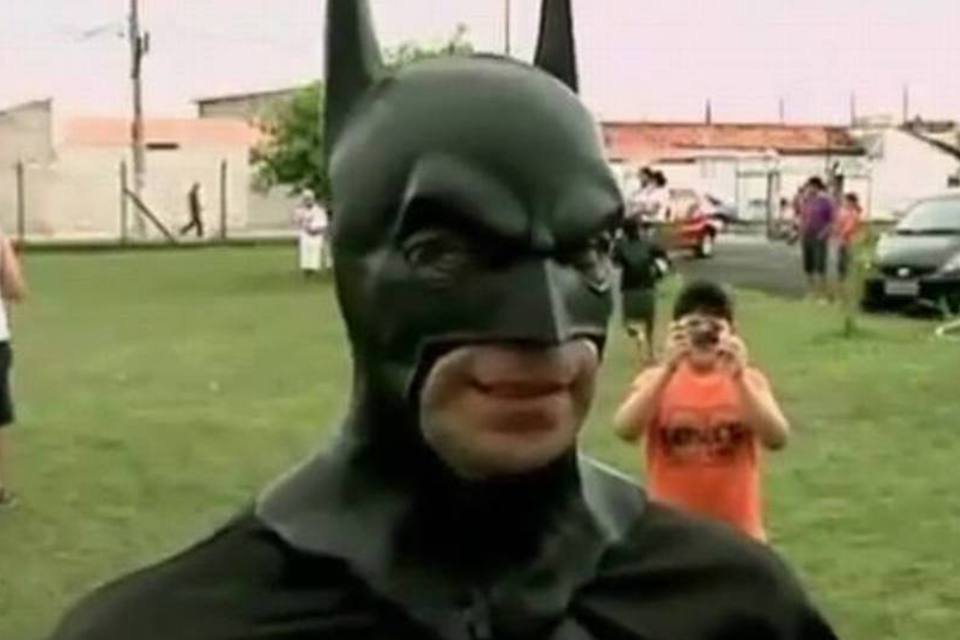 Batman de Taubaté ganha fama internacional