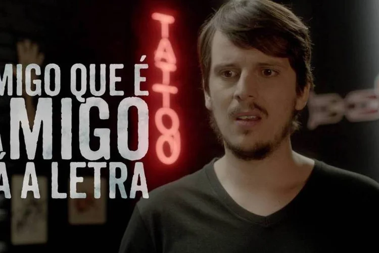 
	Os comerciais v&atilde;o mostrar situa&ccedil;&otilde;es divertidas entre amigos em uma barbearia, loja de roupas e um est&uacute;dio de tatuagem
 (Reprodução/YouTube)