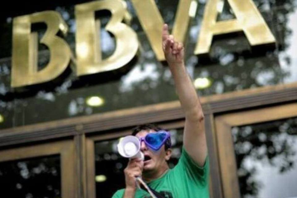 BBVA anuncia queda de 57,5% no lucro trimestral