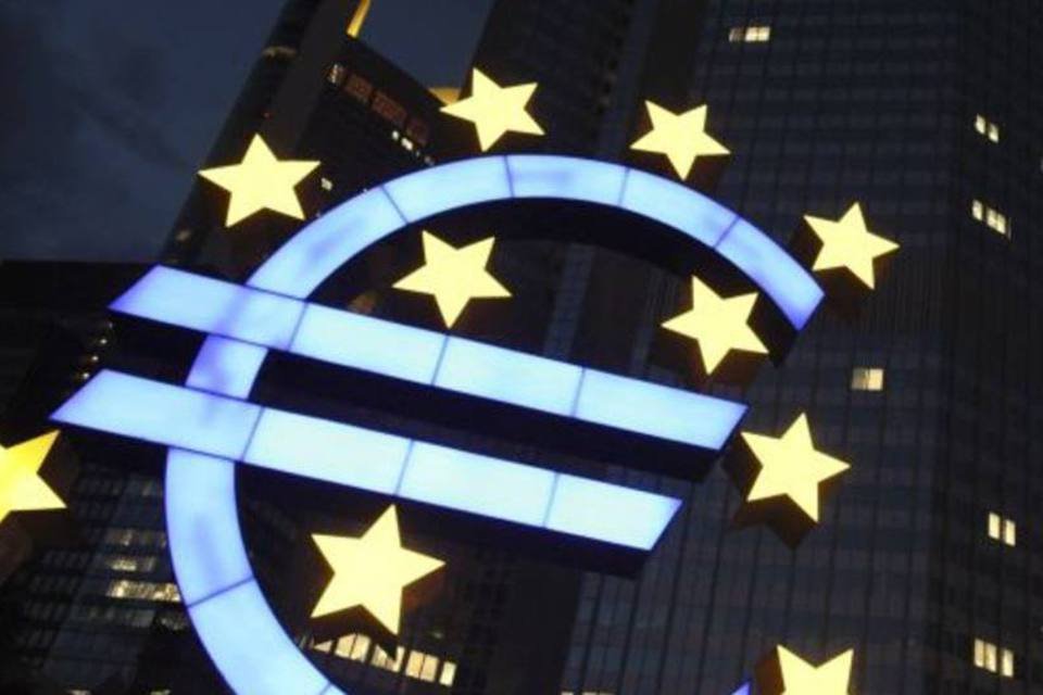 BCE prevê recuperação gradual da economia ao longo de 2012