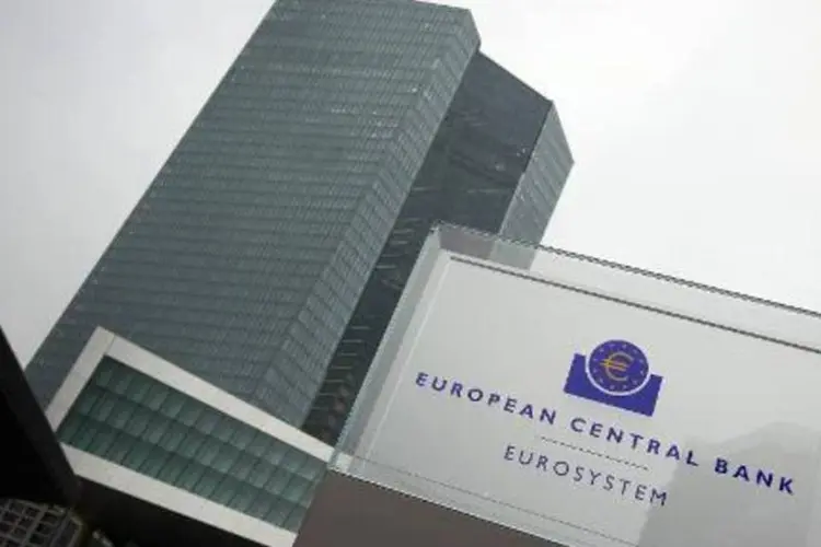 Sede do BCE, em Frankfurt: empréstimos ficaram abaixo das expectativas dos analistas, que esperavam uma demanda de 150 bilhões de euros (Daniel Roland/AFP)