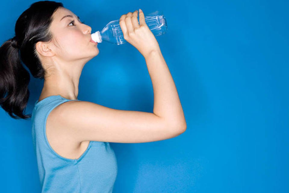 Beber água pode tornar você mais produtivo no trabalho