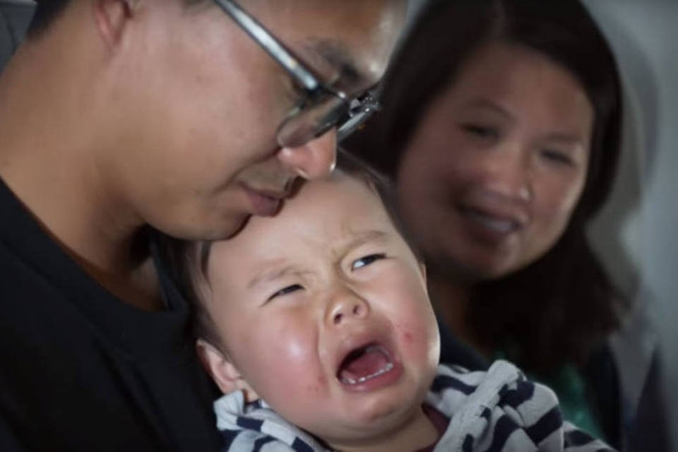 JetBlue dá desconto a passageiros cada vez que um bebê chora