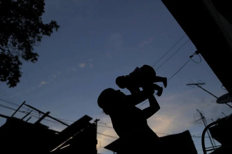 Microcefalia: um dos estudos descobriu o caso de um bebê nascido sem microcefalia, mas cuja cabeça parou de crescer aos dois meses de vida (Ueslei Marcelino/Reuters)