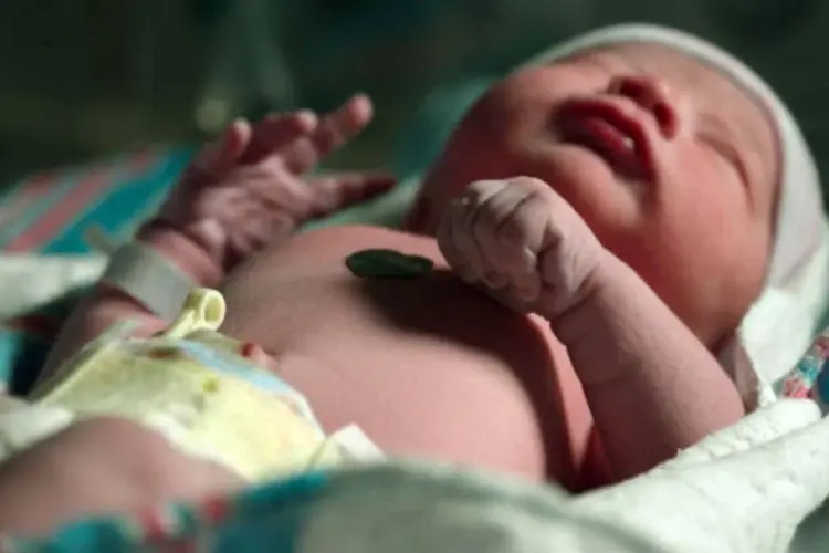 Comercial da Northwell Health: filmagem do primeiro nascimento de 2016 (Reprodução)